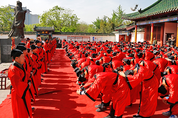 仰望泰山之巅,浸润儒家文化 ——泰山-曲阜中华文化寻根游研学旅行